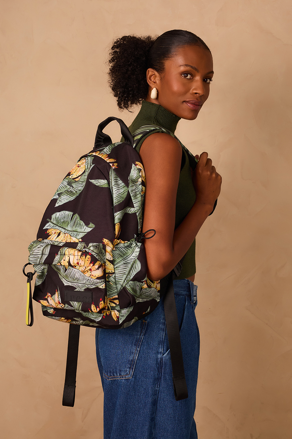 Black Paraiso Front Side Pockets Backpack
