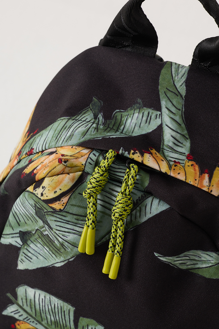 Black Paraiso Front Side Pockets Backpack