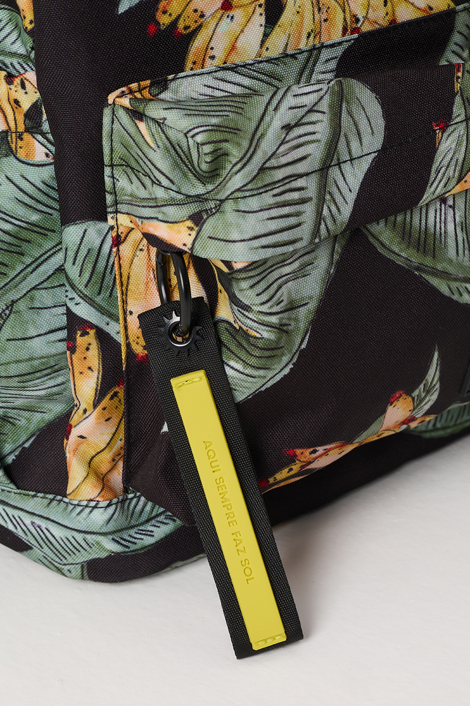 Black Paraiso Front Side Pockets Backpack