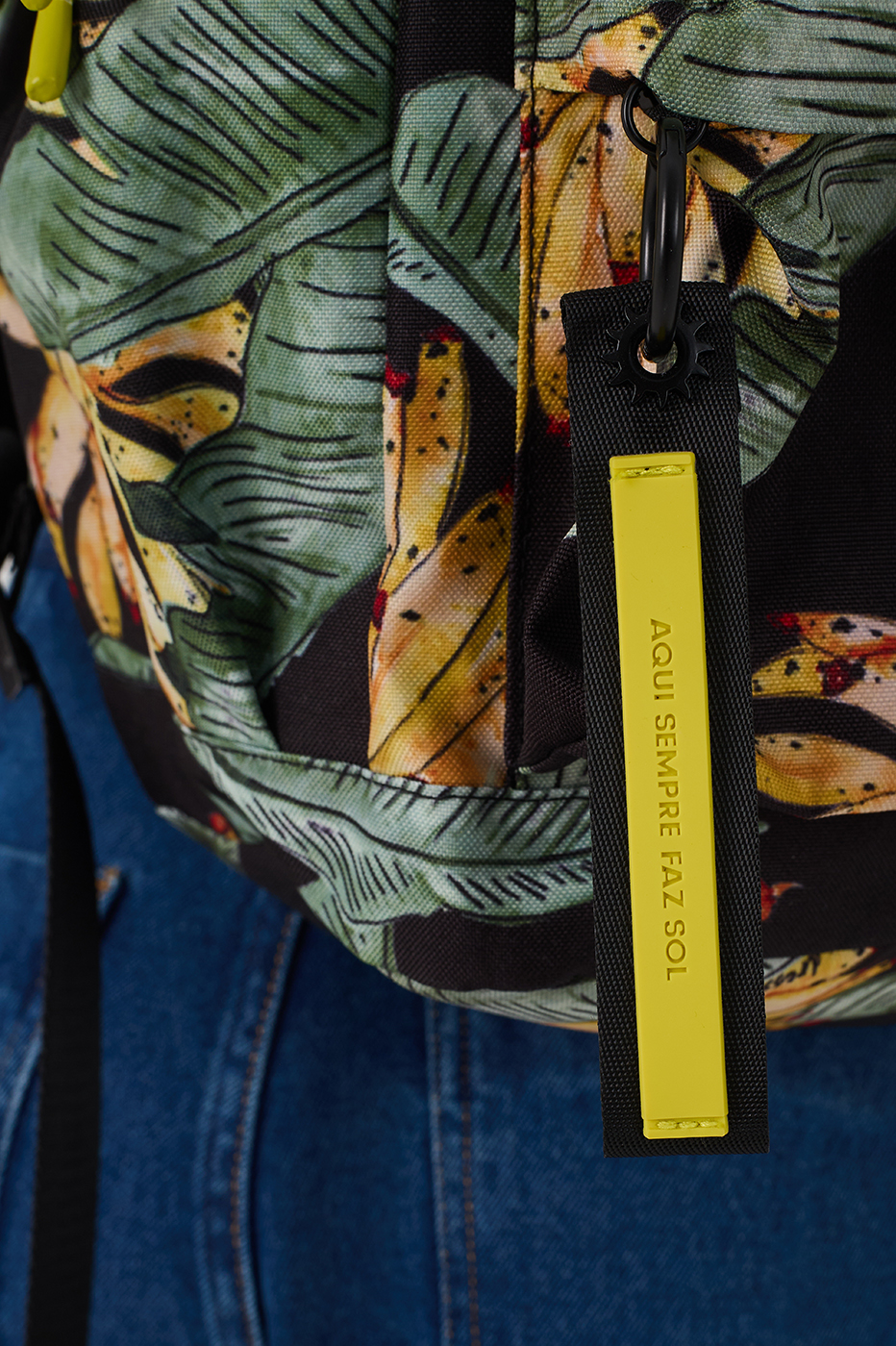 Black Paraiso Front Side Pockets Backpack