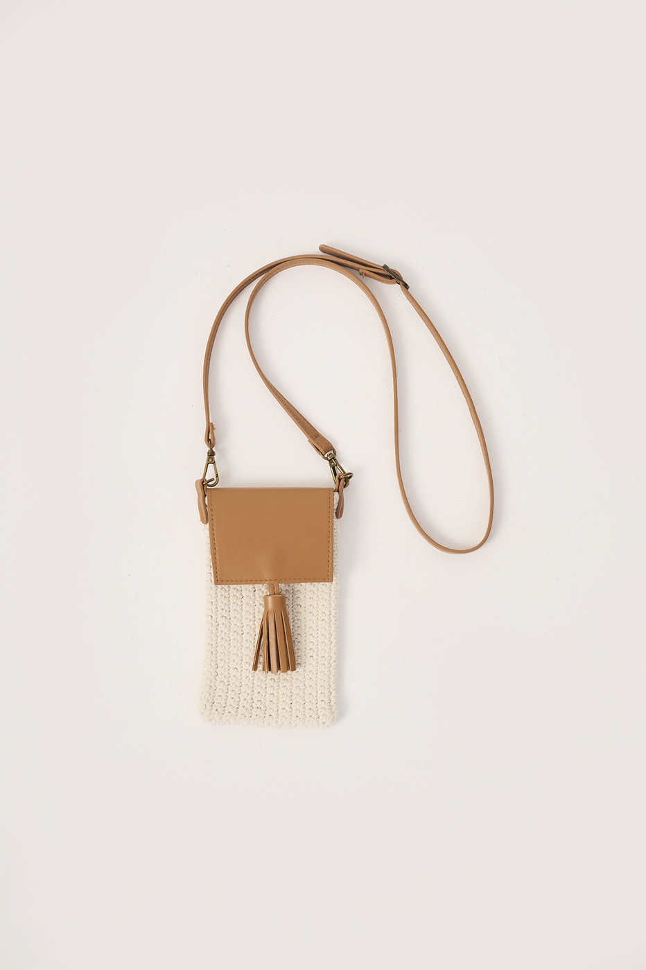 Ochre Crochet Crossbody Bag_4