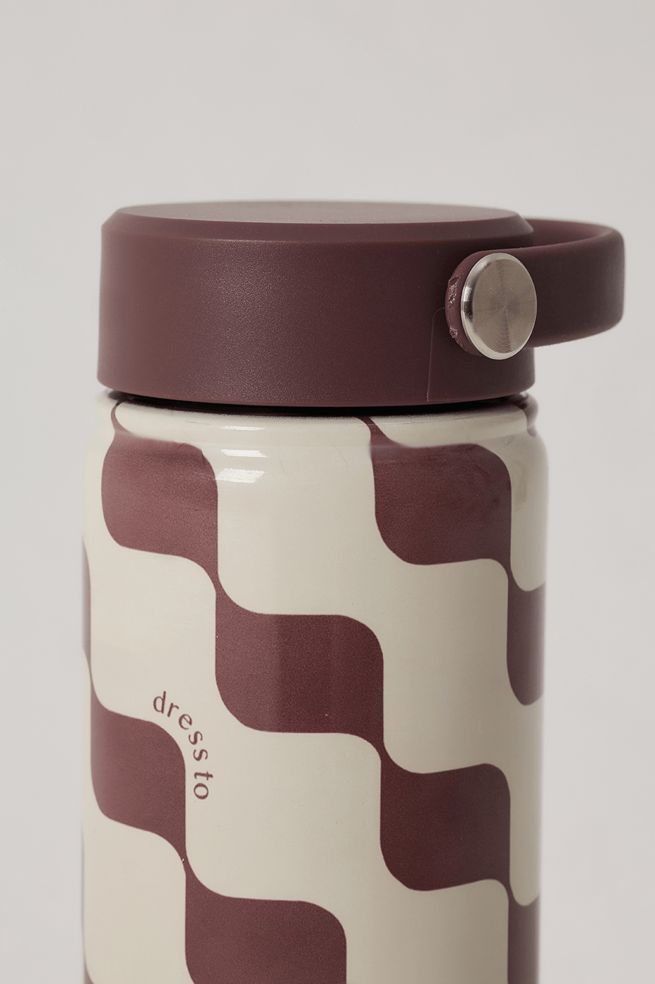 Brown Bossa Nova Handle 22oz Insulated Water Bottle