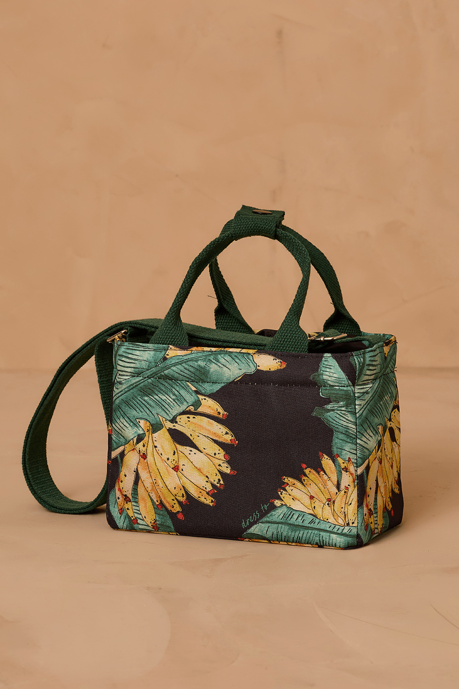 Black Paraiso Handle Strap Insulated Lunch Bag With Containers
