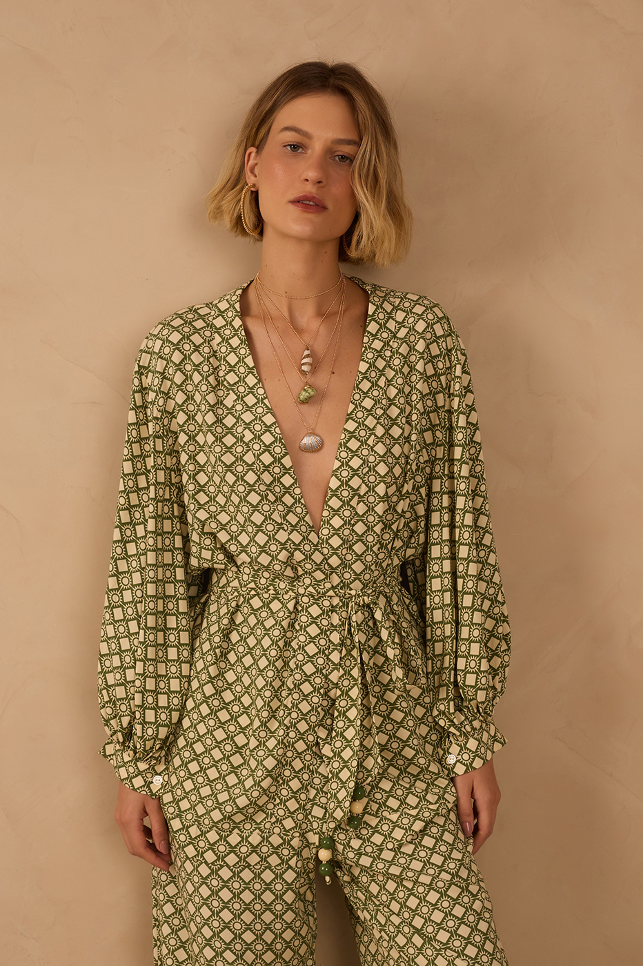 Green Amanhecer V Neck Belted Kimono_1
